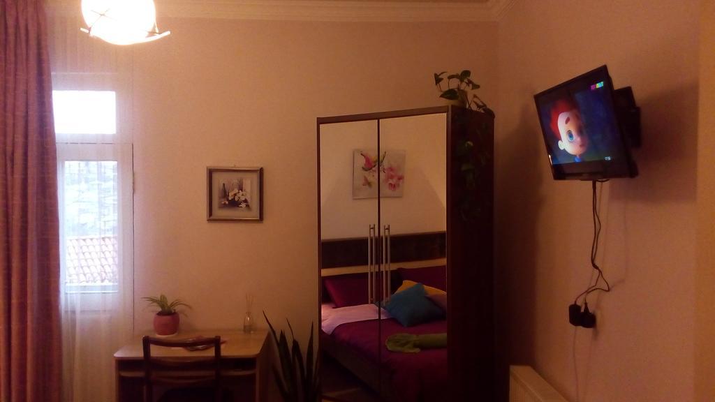 Guesthouse Honeymoon Сігнагі Екстер'єр фото